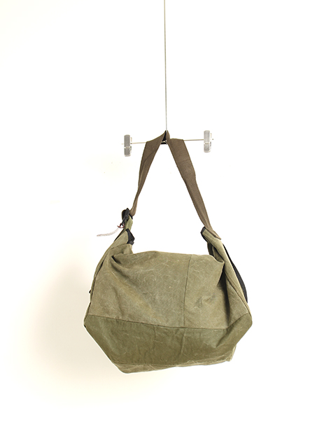 70sフレンチアーミー リメイク ダッフルバッグ メッセンジャーバッグ 70sフレンチアーミー リメイク ダッフルバッグ メッセンジャー