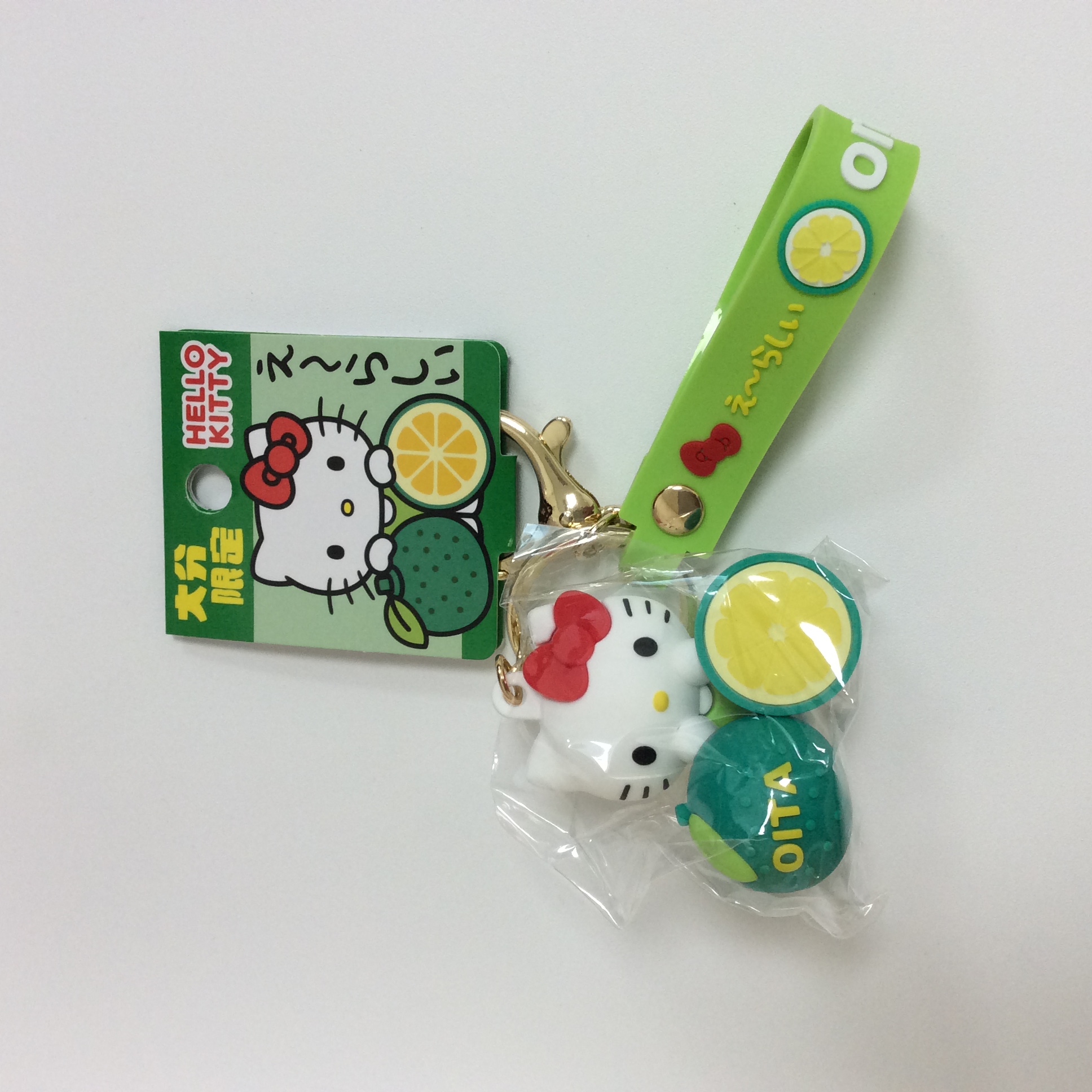 J*_様 HELLO KITTY キノコ型キーホルダー 大分限定 HELLO KITTY キノコ型キーホルダー 大分限定 - メルカリ