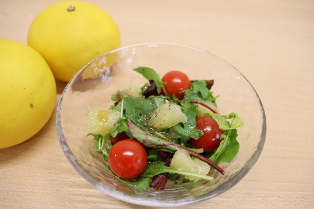 文旦のサラダアレンジ