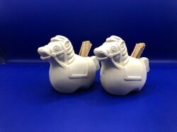 石膏型 干支 午 ウマ K-8 W88×H79ｍｍ 2個入 爪楊枝入れ 陶芸用 型 陶芸 陶芸教室 干支 型 鋳込み