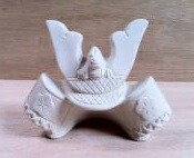 鋳込み用 石膏型 かぶと ２つ割り２個出し 生土寸法 H 8.6 W 11.1 cm 鋳込み 陶芸用 型 陶芸 陶芸教室