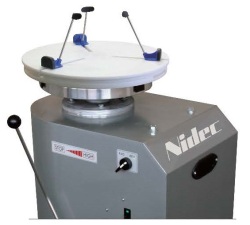 ワンタッチ芯出機　KE-2-1（右　時計回り）　高台削り用として　電動ろくろ用