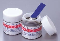 セラミックペースト（陶芸用接着剤）／50ml／作品の修復に／焼成温度750℃～本焼き／陶芸用　
