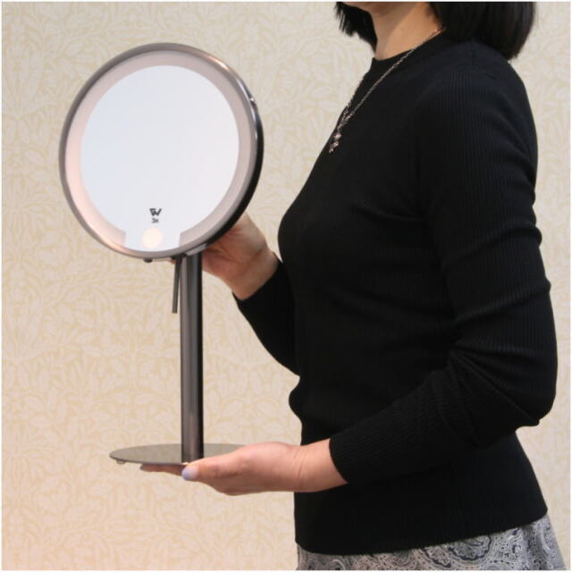 3倍率拡大鏡 ミラー コードレスled拡大鏡 Wio631sn3x グラファイト 黒鉛色 仕上げ 卓上ミラー 鏡 ミラー 通販 岡本鏡店