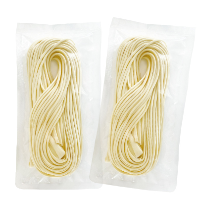 半生うどん　（商品写真）