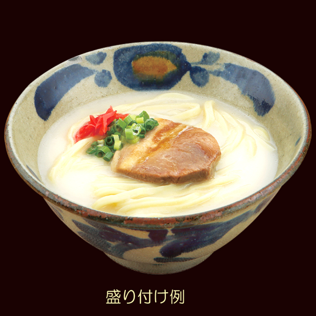 琉球生麺Sui-白湯スープとあぐー肉盛り付け例