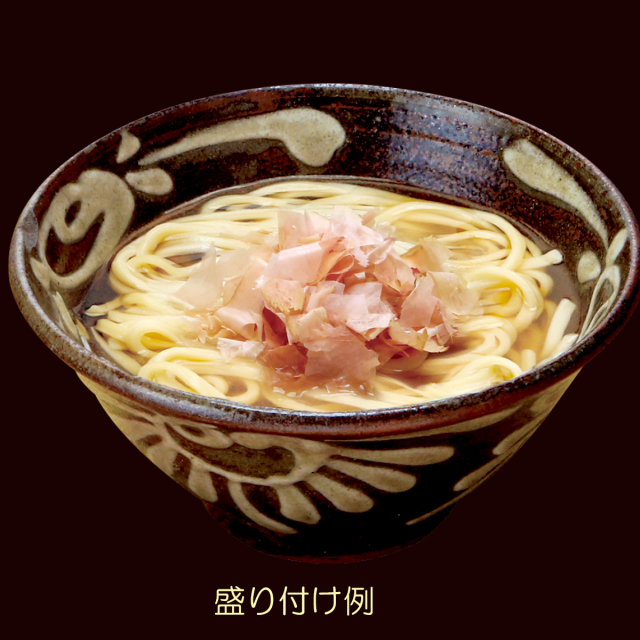 琉球生麺Sui　厳選スープと花鰹付調理例