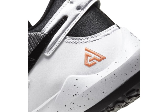 3 1発売 Ck5424 101 Nike Zoom Freak 2 ナイキ ズーム フリーク 2 バスケットボールシューズ バッシュ 3 1発売 Ck5424 101 Nike Zoom Freak 2 ナイキ ズーム フリーク 2 バスケットボールシューズ バッシュ