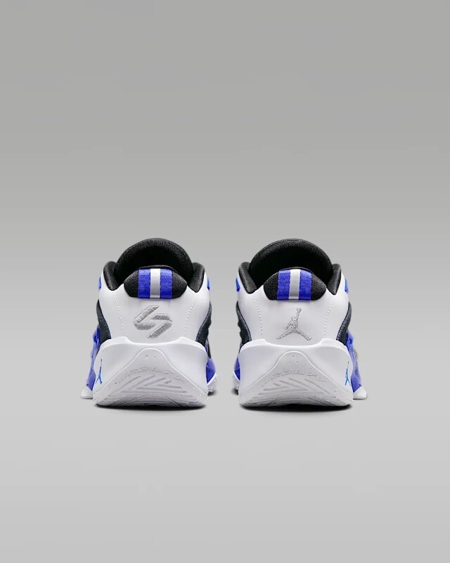 1月1日発売】【ポイント2倍！】FQ8185-003/ JORDAN / LUKA 3 PF