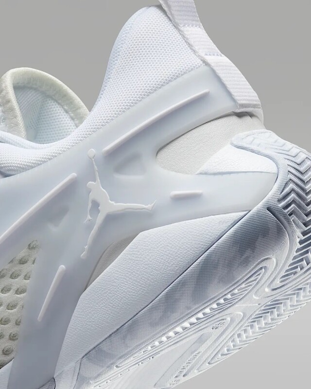 Jordan バスケットシューズ ホワイト シルバー Jordan バスケットシューズ ホワイト シルバー テイタム