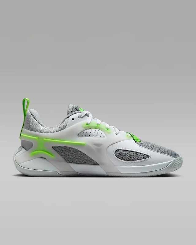 ジョーダン バスケットボールシューズ JORDAN HEIR PF バッシュ NIKE公式】ジョーダン エアー シリーズ PF 