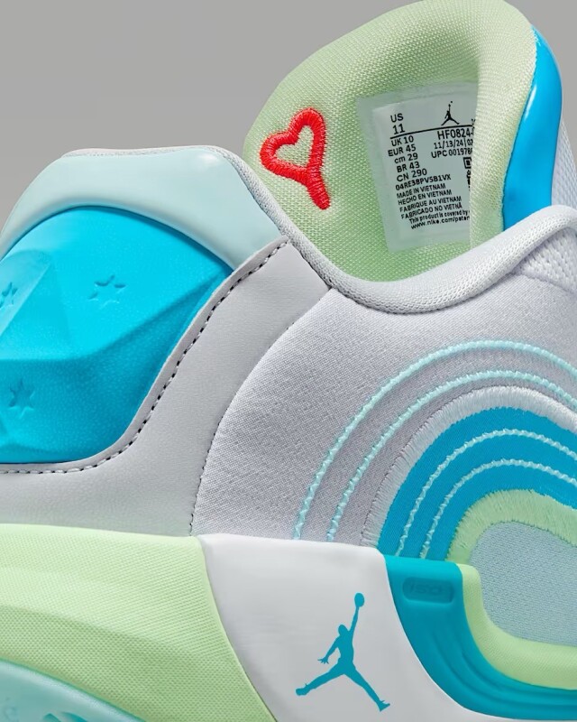 ポイント2倍！】HF0824-002 / JORDAN / LUKA 4 PF / ジョーダン