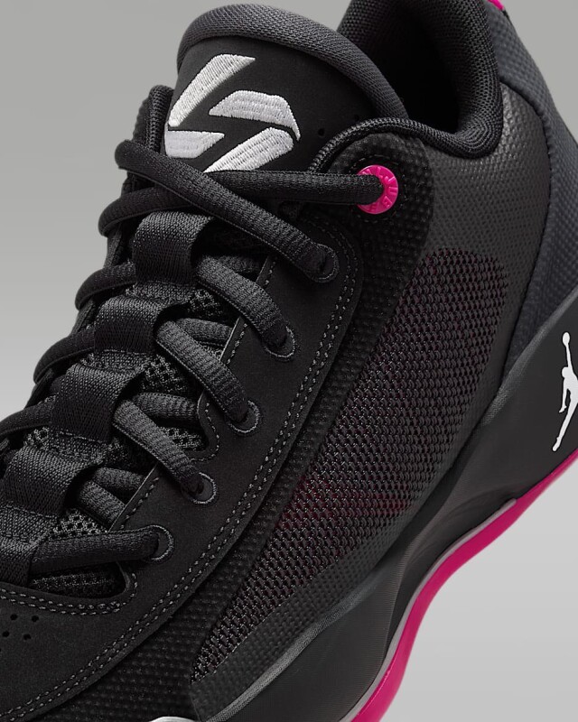 ナイキ　NIKE レブロン　バスケ　バッシュ　コービー　ジョーダン　シューズ NIKE（ナイキ）,SHOES（シューズ） | PLUSONE
