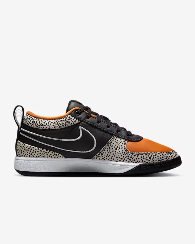 ポイント2倍！】 IO9703-001 / NIKE / BOOK1 