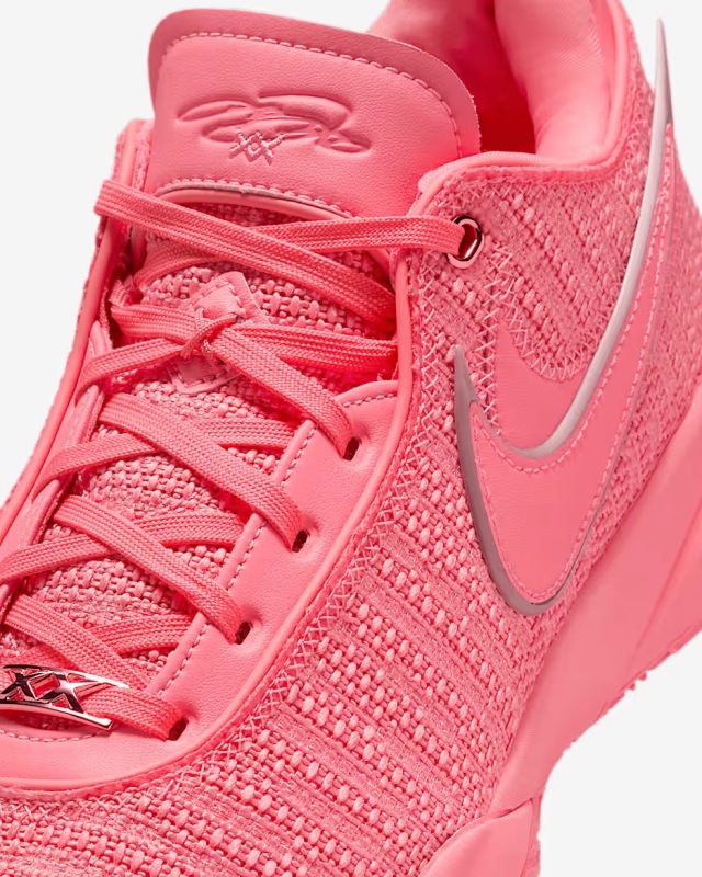 レブロン20 Nike バスケットボールシューズ レブロン20 バスケットボールシューズ - メルカリ