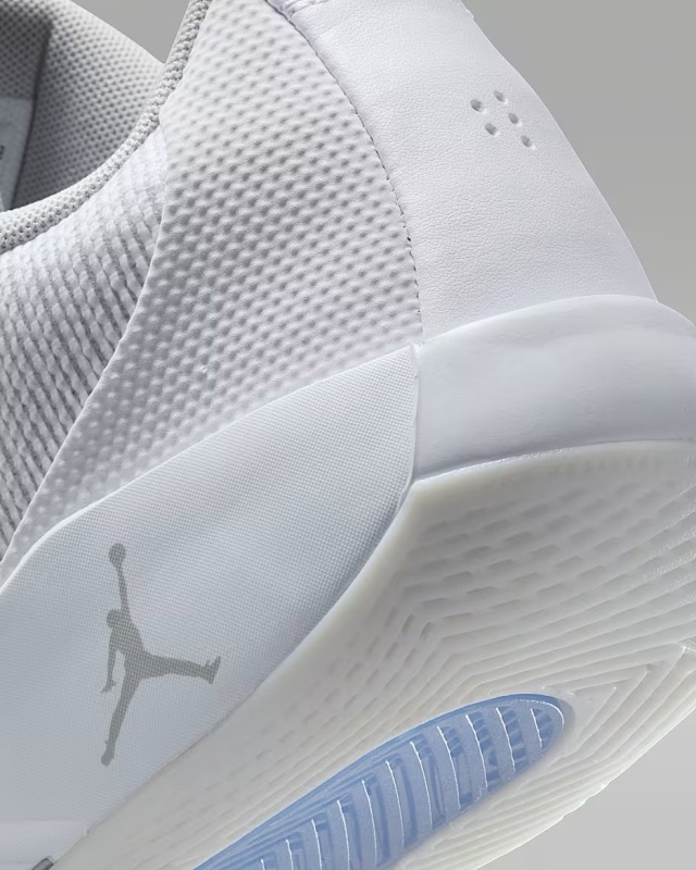 HF0819-100/ JORDAN / LUKA 77 PF / ジョーダン