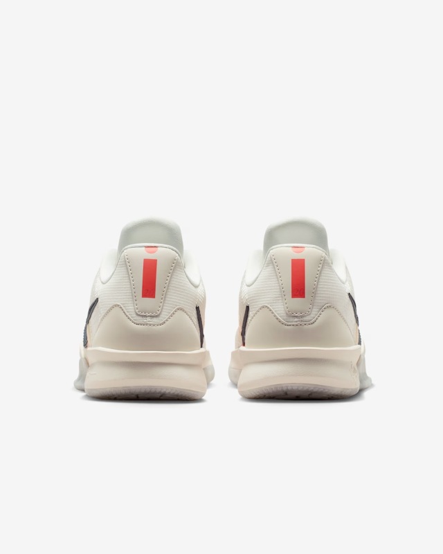 ポイント2倍！】 HF2882-003/ NIKE / ナイキ / SABRINA 3 EP