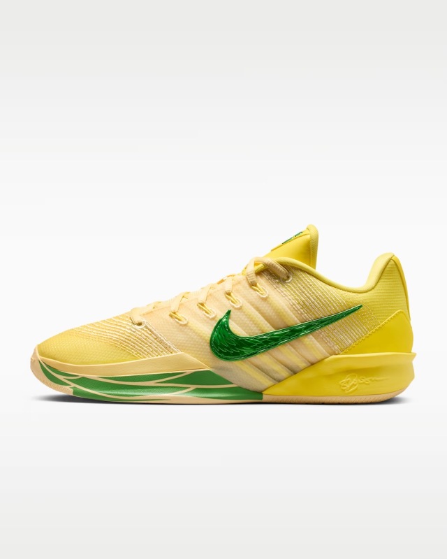 ポイント2倍！】 IR2477-700/ NIKE / ナイキ / SABRINA 3 