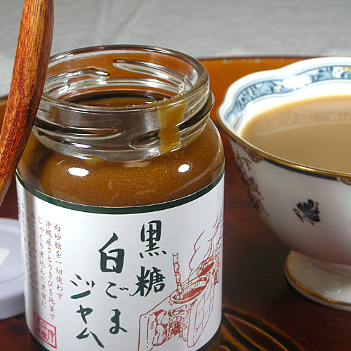 仲宗根黒糖　黒糖白ごまジャム