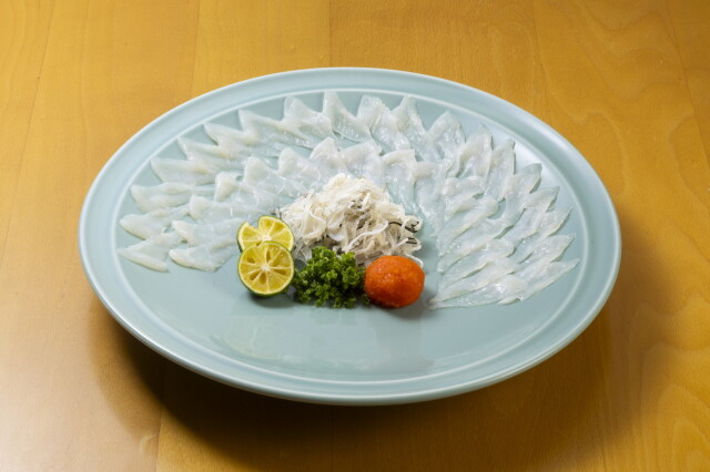 ふぐ鍋　盛り付け１