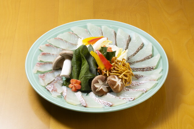 鯛鍋　盛り付け１