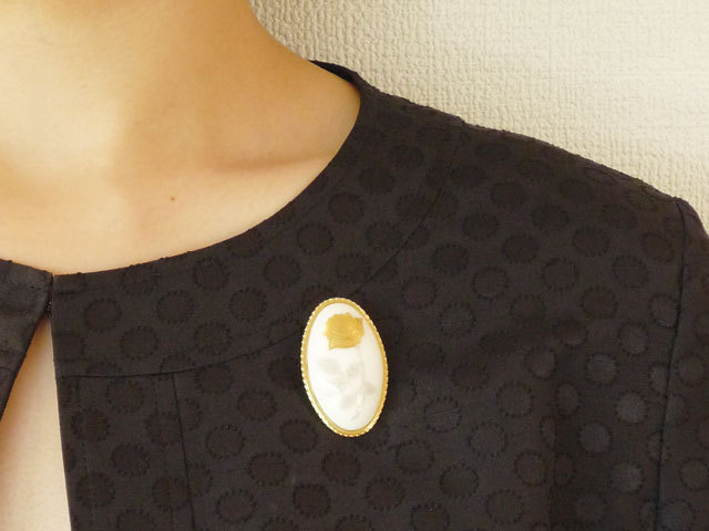 大倉陶園　金蝕バラ　ブローチ