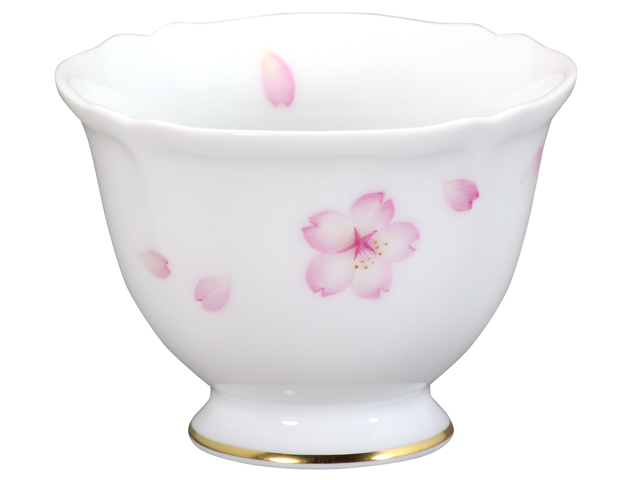 骨董　桜文　さくら　磁器　金彩　盃　酒器　猪口　4点　アンティーク Yahoo!オークション - 計4点 春画 枕絵 色絵 金彩 お猪口 酒器