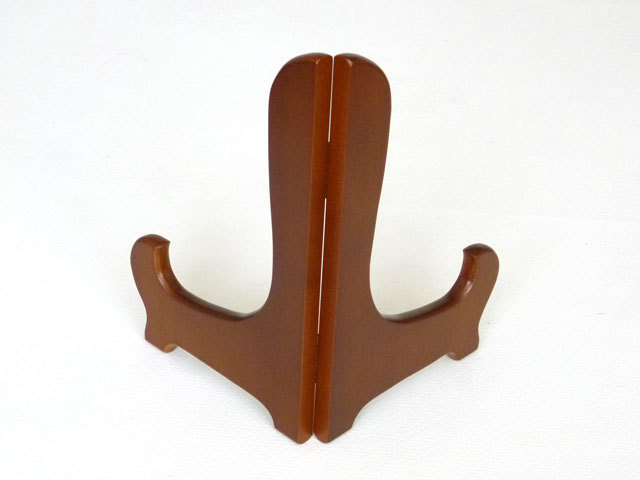 大倉陶園　木製皿立（直径30cm前後用） 裏側