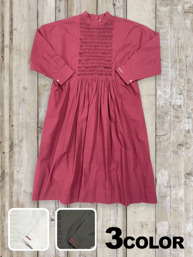 シャーリングワンピース