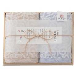 c7029076