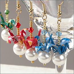 英語説明書つき 友禅和紙 折り鶴パールピアス