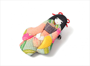 和風ブローチ ちりめん細工 べっぴん