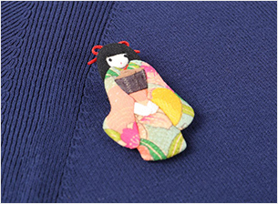 和風ブローチ ちりめん細工 べっぴん