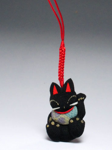 和風携帯ストラップ ちりめん細工 黒猫☆日本土産（みやげ）や記念品に