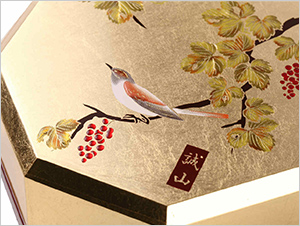 山中塗り 金華八角小箱-英語説明書つき-