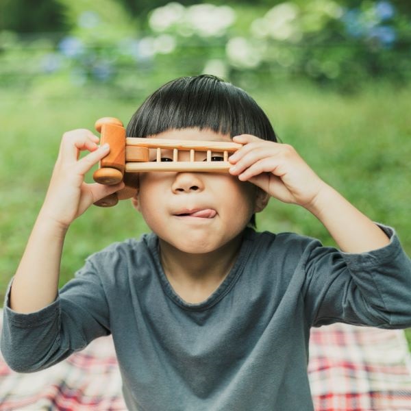 北欧の消防車(小)|DC23｜オーガニックライフ&スタイル おもちゃ箱 公式