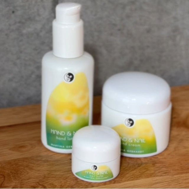 マルティナ ハンドローション (手元用乳液)｜マルティナ【公式