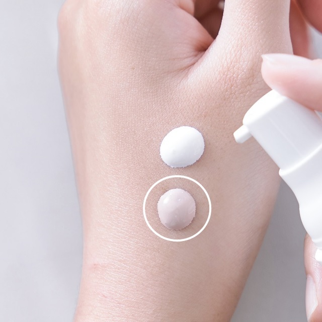 ナヴィーン オーガニックUVプロテクト ライトベージュSPF40 (日やけ止め) 30ml |NE28641