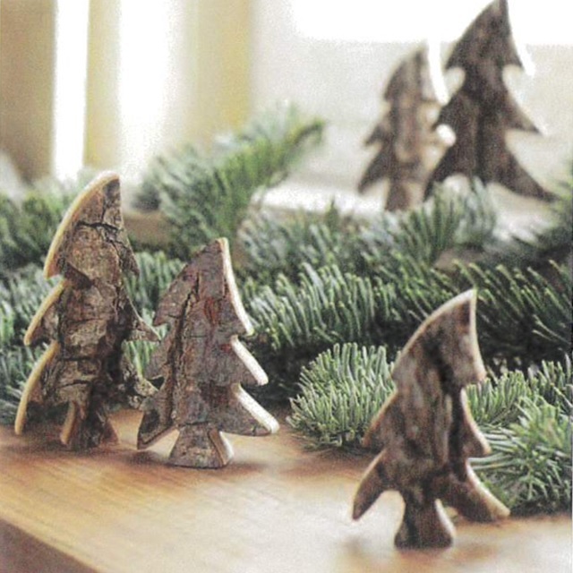 ウェッジウッド　クリスマス　スタンディングツリー　専用箱付き ウェッジウッド（Wedgwood） ホリデイ オーナメント オブジェ