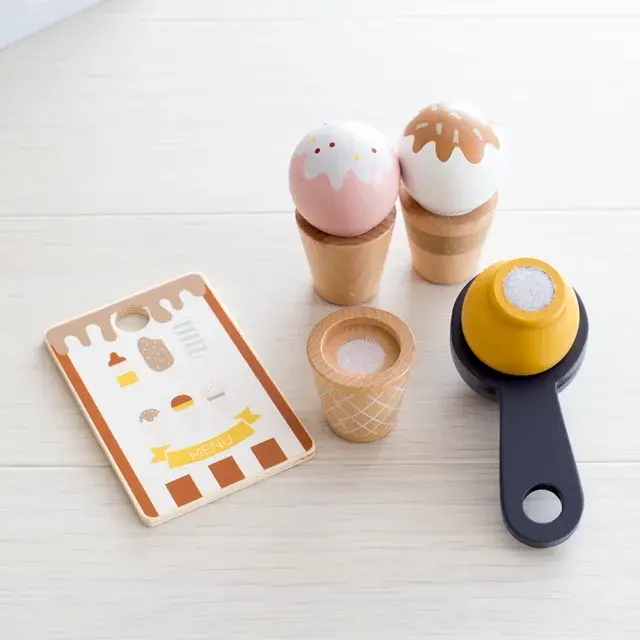 木製アイスクリームメーカーアート（レア） Amazon | カントリーアイスクリームメーカー 6クォート クラシック木製