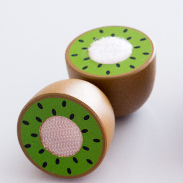 食材いっぱい!ままごと単品7種【エドインター】【GENIジェニ】【木製ままごと】【レターパックプラス可】 キウイの断面拡大