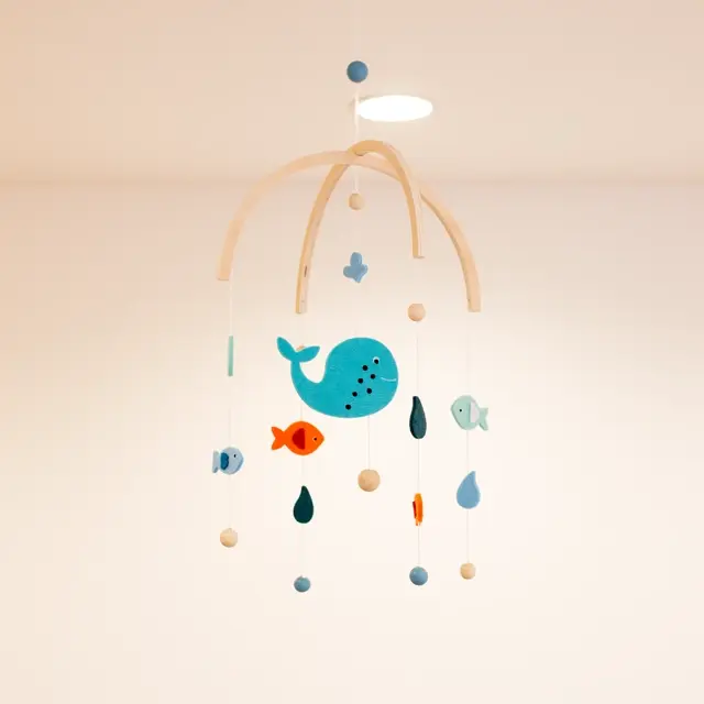 モビール　青いくじら　