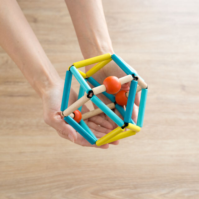 GRABBER(グラバー)【ヒロ・コーポレーション】【にぎにぎおもちゃ・カタカタ】【0歳~】 グラバーの大きさ感