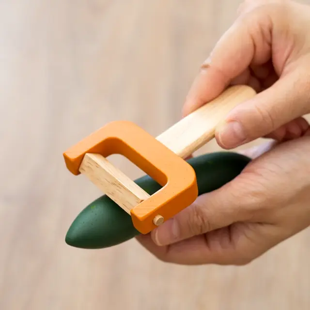 おままごと用　ピーラー