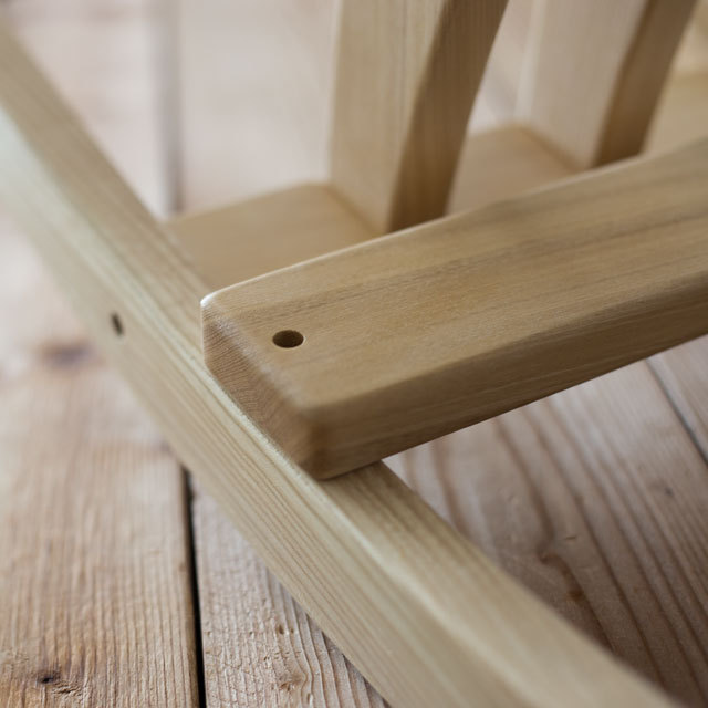 足部分は面取り加工