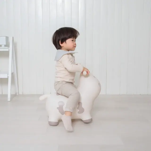 スキッピー　ベージュ