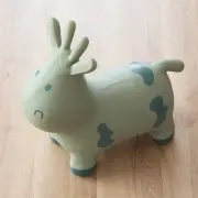 スキッピーカウ　幼児用乗り物おもちゃ