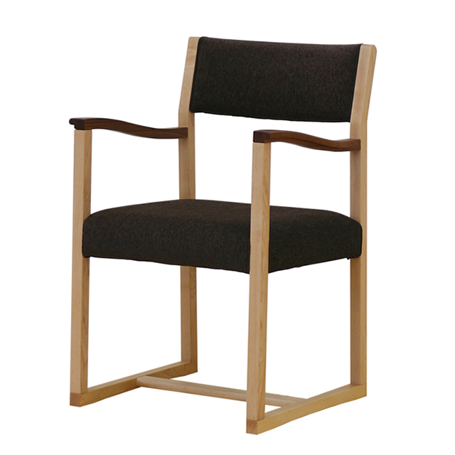 ＨＡＮＮＥ(ハンネ) 無垢 アームチェア ファブリックバック メープル 【送料無料】