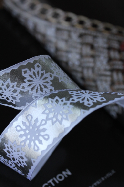 フランス製ワイヤーリボン・Snow  25ミリ幅