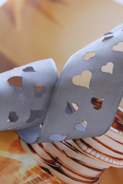 フランス製ワイヤーリボン パンチングHeart  40ミリ幅　